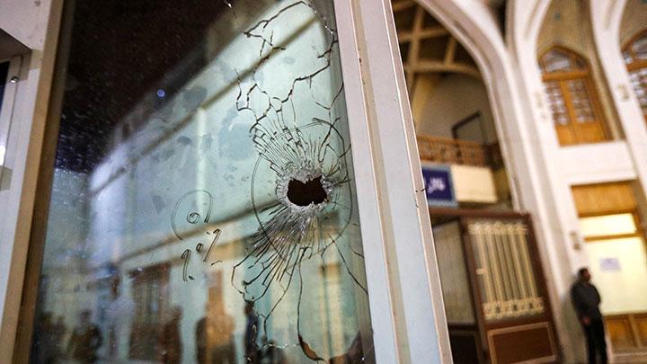 Penembakan Maut di Masjid Shah Cheragh, Iran Tangkap 8 Warga Asing